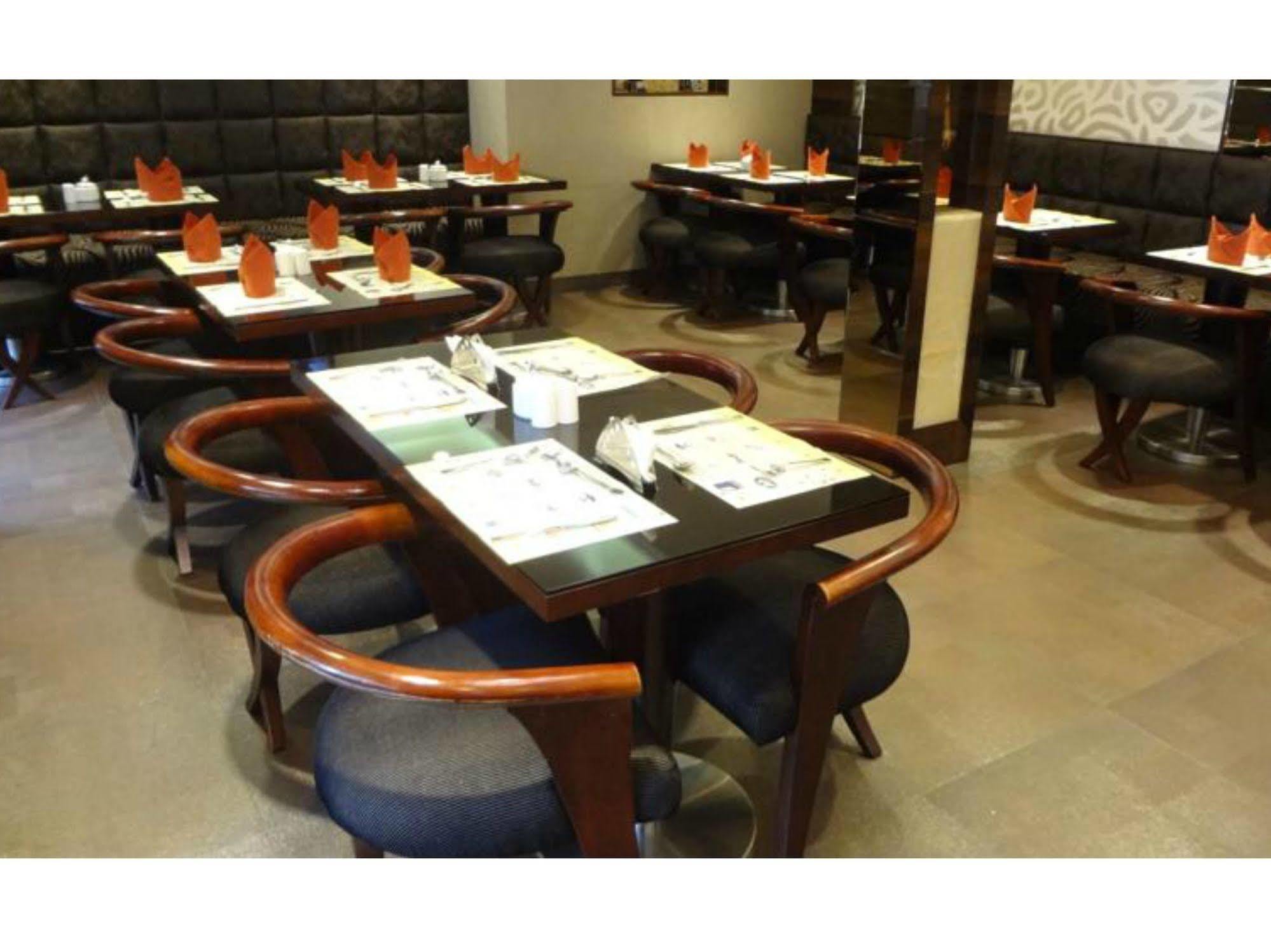 Hotel Suba Palace Near Gateway Of India Mumbai Ngoại thất bức ảnh